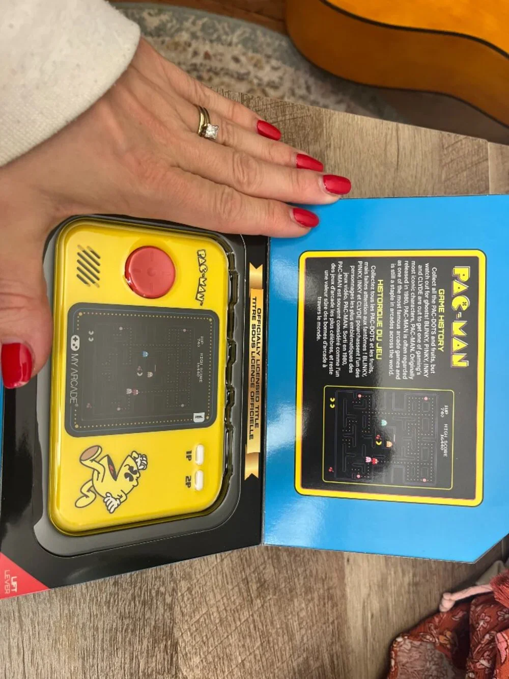 Pocket Player Pro Pac-Man
